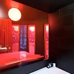 Отель Axel - Adults Only 4*