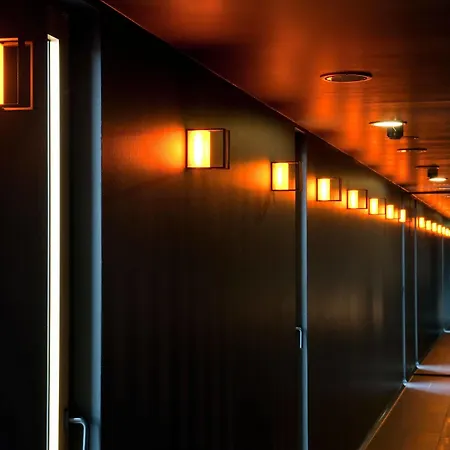 Axel - Adults Only Hotel
