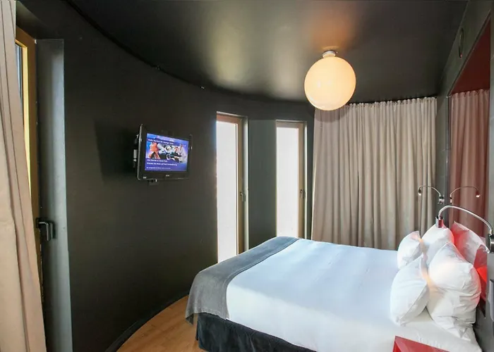 Axel - Adults Only Otel